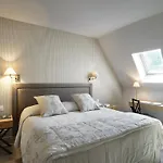 Les Manoirs De Tourgeville 4*