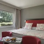 Les Manoirs De Tourgeville Отель Довиль
