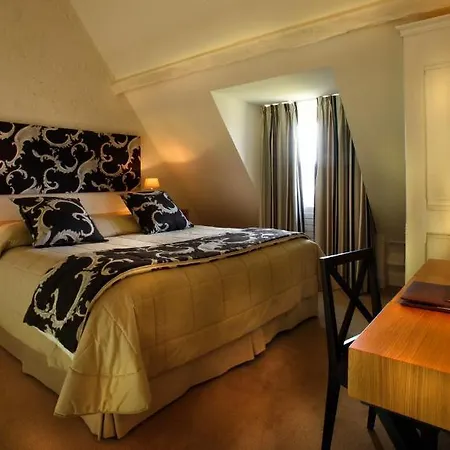 Les Manoirs De Tourgeville 4*