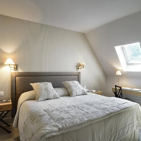 Les Manoirs De Tourgeville 4*