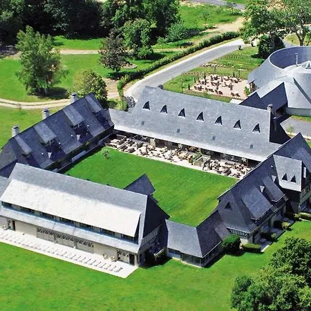 Les Manoirs De Tourgeville Hotel 4*