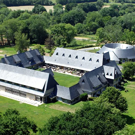 Les Manoirs De Tourgeville Hotel 4*