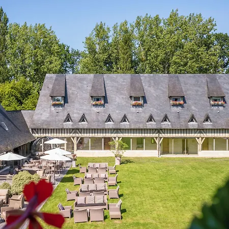 Les Manoirs De Tourgeville 4*