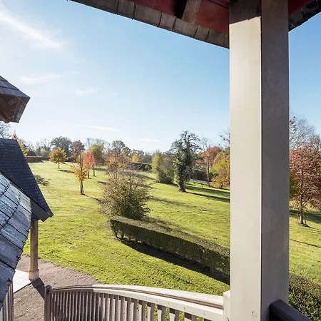Les Manoirs De Tourgeville Hotel
