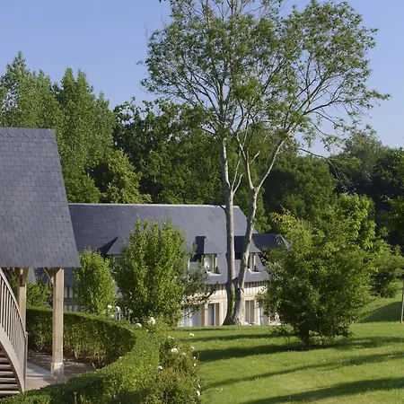 Les Manoirs De Tourgeville 4*