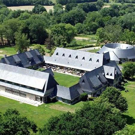 Les Manoirs De Tourgeville Hotel 4*
