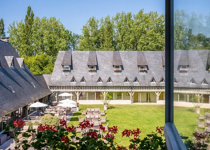 Les Manoirs De Tourgeville Отель Довиль