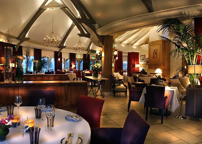 Les Manoirs De Tourgeville 4*