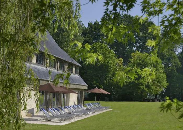 Les Manoirs De Tourgeville Hotel