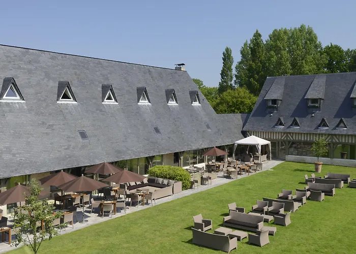 Les Manoirs De Tourgeville Отель 4*