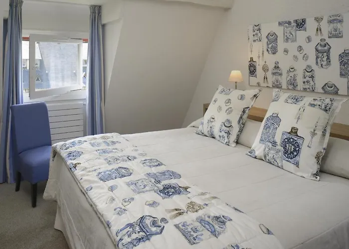 Les Manoirs De Tourgeville Hotel