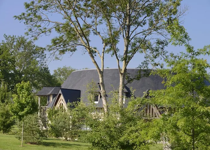 Les Manoirs De Tourgeville Hotel